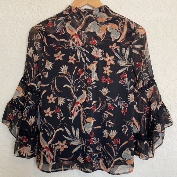 Anthropologie Maeve odetta black floral and bird print bell sleeve shirt - Picture 8 of 15